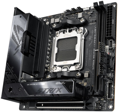 Материнская плата Asus ROG STRIX X670E-I GAMING WIFI SocketAM5 AMD X670 2xDDR5 mini-ITX AC`97 8ch(7.1) 2.5Gg RAID+HDMI