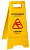 Информационная табличка Мокрый пол напольная желтый