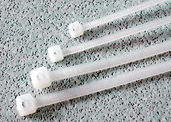 Стяжка эластомерная Hyperline GT-370IC 370x3.6мм (упак:100шт) полиамид универсальный белый