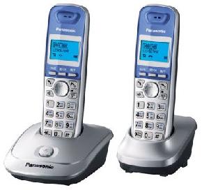 Р/Телефон Dect Panasonic KX-TG2512RUS серебристый (труб. в компл.:2шт) АОН