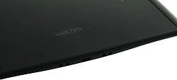 Графический планшет Wacom Intuos Pro M USB Type-C черный