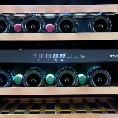 Винный шкаф Hyundai HBWC 0862 DUT 1-нокамерн. черный