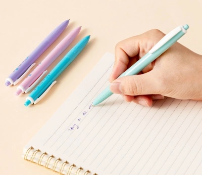 Ручка шариков. автоматическая Deli EveryU EQ44-BL ассорти/белый d=0.7мм син. черн. 1стерж. пулевидный пиш. наконечник кругл. резин. манжета белый