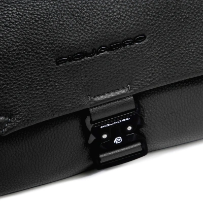 Сумка женская Piquadro Than CA6733S135/N черный натур.кожа