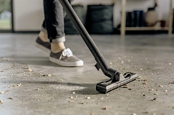 Строительный пылесос Karcher WD 2 Plus V-12/4/18 1000Вт (уборка: сухая/влажная/выдув/сбор воды) желтый