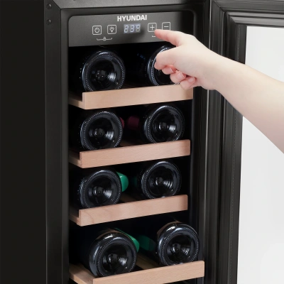 Винный шкаф Hyundai HBWC 0831 SU 1-нокамерн. черный