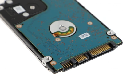 Жесткий диск Toshiba SATA-III 1Tb HDWL110UZSVA Notebook L200 Slim (5400rpm) 128Mb 2.5"