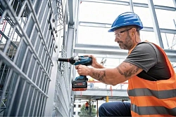 Гайковерт Bosch GDS 18V-1000 carton аккум. патрон:квад.1/2" (06019J8300)