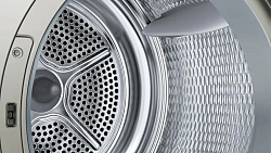 Сушильная машина Bosch Serie 8 WQB245BXME пан.англ. кл.энер.:A+++ макс.загр.:9кг серебристый