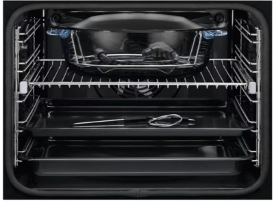 Духовой шкаф Электрический Electrolux EOC8P39WZ черный