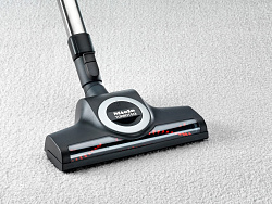 Пылесос Miele Boost CX1 Cat & Dog PowerLine 890Вт черный