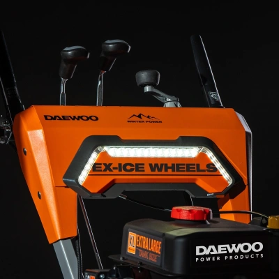 Снегоуборщик бензин. Daewoo DAST 8565 8.5л.с.