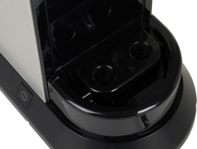 Кофеварка рожковая Delonghi EC685.M 1350Вт серебристый/черный