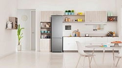 Холодильник Indesit ITS 4200 XB 2-хкамерн. нержавеющая сталь
