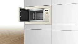 Микроволновая печь Bosch BEL653MP3 25л. 800Вт жемчужно-белый (встраиваемая)