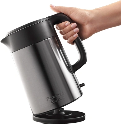 Чайник электрический Panasonic NC-CWK51 1.7л. 1500Вт нержавеющая сталь/черный корпус: полупропилен/нержавеющая сталь