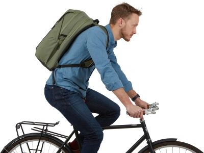 Рюкзак для ноутбука 16" Thule Paramount 3204732 оливковый нейлон женский дизайн