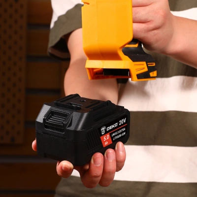 Батарея аккумуляторная Deko UNV5.0 EXTRA 20В 5Ач Li-Ion (063-4497)