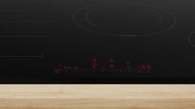 Индукционная варочная поверхность Bosch PXE831HC1E черный