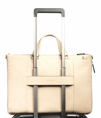 Деловая сумка женская Piquadro Than CA4021S135/BE с отделением для ноутбука бежевый натур.кожа