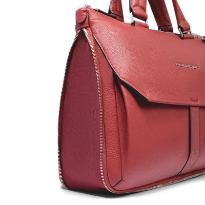 Деловая сумка женская Piquadro Than CA6698S135/AR с отделением для ноутбука терракотовый натур.кожа