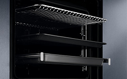 Духовой шкаф Электрический Electrolux EOF5C50BZ черный