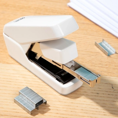 Степлер настольный Deli 0370SWhite Exceed 24/6 26/6 (40листов) снижение усилия белый 100скоб коробка