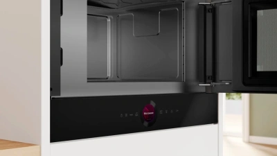 Микроволновая печь Bosch BFR9221B1 21л. 900Вт черный (встраиваемая)