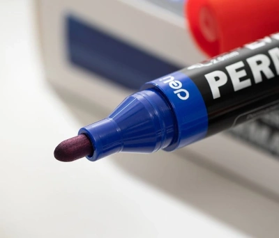 Маркер перманентный Deli EU216-BL Everyu круг. пулевидный пиш. наконечник 2.5мм заправляемый синий