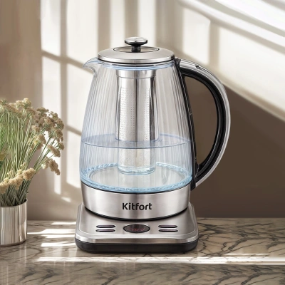 Чайник электрический Kitfort КТ-6711 1.7л. 2200Вт серебристый/черный корпус: пластик/стекло