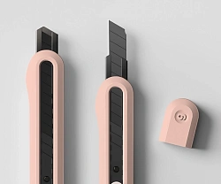 Нож канцелярский Deli ENS063PINK Nusign шир.лез.9мм выдвижное лезвие фиксатор усиленный сталь розовый