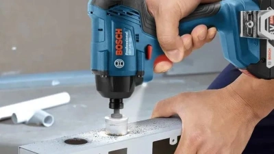 Гайковерт Bosch GDR 180-LI + кейс аккум. патрон:быстрозажимной (кейс в комплекте) (06019G5124)