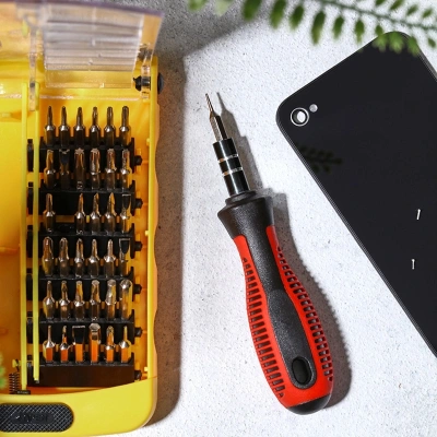 Набор отверток Rexant 12-4702 в компл.:37 предметов жесткий кейс