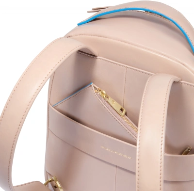 Рюкзак женский Piquadro Blue Square CA6677B2/RO2 пудровый кожа