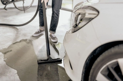 Строительный пылесос Karcher WD 4 S V-20/5/22 1000Вт (уборка: сухая/сбор воды) желтый