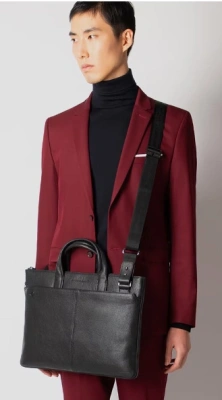 Деловая сумка Piquadro Black Square CA4021B3/N с отделением для ноутбука черный натур.кожа