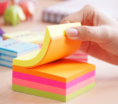 Блок самоклеящийся бумажный Stick`n 21538 76x76мм 400лист. 70г/м2 неон+пастель 6цв.в упак.