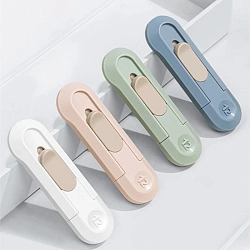 Нож канцелярский Deli NS065green шир.лез.12мм выдвижное лезвие пластик зеленый блистер