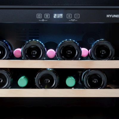 Винный шкаф Hyundai HBWC 0461 SCT 1-нокамерн. черный