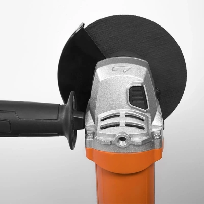 Углошлифовальная машина Daewoo DAG 650-125 650Вт 11000об/мин рез.шпин.:M14 d=125мм