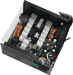 Блок питания Deepcool ATX 650W PL650D 80+ bronze (20+4pin) APFC 120mm fan 6xSATA RTL