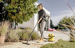 Строительный пылесос Karcher WD 2 Plus V-12/6/18/C 1000Вт (уборка: сухая/влажная) желтый
