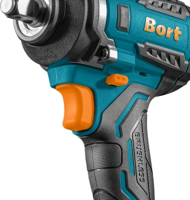 Гайковерт Bort BSR-21U 800Вт аккум. патрон:квад.1/2" (кейс в комплекте) (93418477)