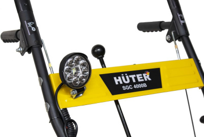 Снегоуборщик бензин. Huter SGC 4000B 7л.с.