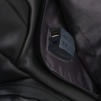 Рюкзак Piquadro Urban CA4550UB00BM/N черный кожа