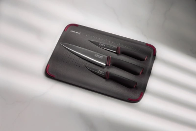 Набор ножей кухон. Rondell Strike RD-1491 компл.:4предм. разд.дос. серый/красный блистер