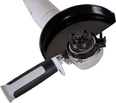 Углошлифовальная машина Ресанта УШМ-11000А/125 900Вт 11000об/мин рез.шпин.:M14 d=125мм (75/12/11)