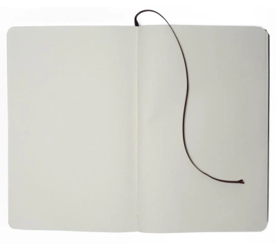 Блокнот Moleskine CLASSIC QP012R Pocket 90x140мм 192стр. нелинованный твердая обложка красный