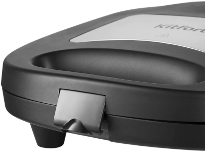 Вафельница Kitfort КТ-1660 700Вт черный/серебристый