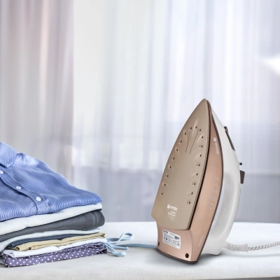 Утюг Vitek VT-1201 2400Вт коричневый